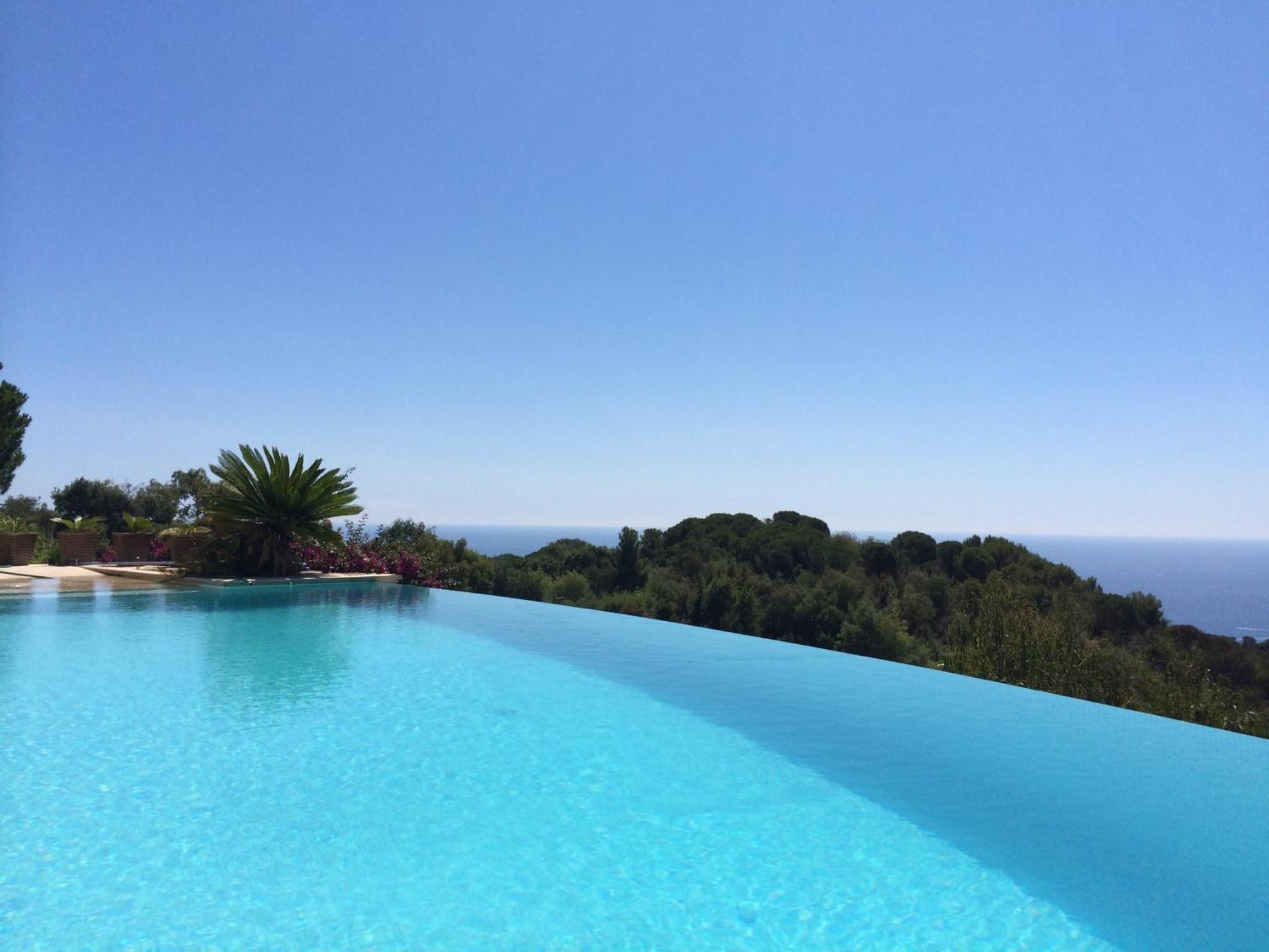 Le Clos Des Iles Vallauris Buitenkant foto